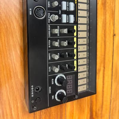 Korg Volca Beats Analog Rhythm Machine 2010s - Black image 3