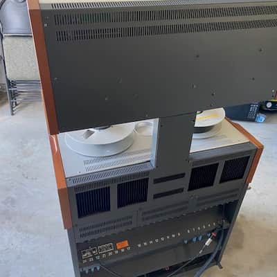 Studer A 820 24 Track analogue tape recorder A820 Mid 1990s - Grey and Silver image 2
