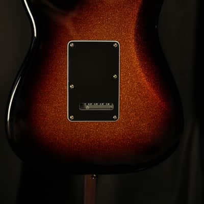 Fender Limited Edition Player II Stratocaster®, Rosewood Fingerboard, Sparkle 3-Color Sunburst 2025 - 3 color sunburst image 6