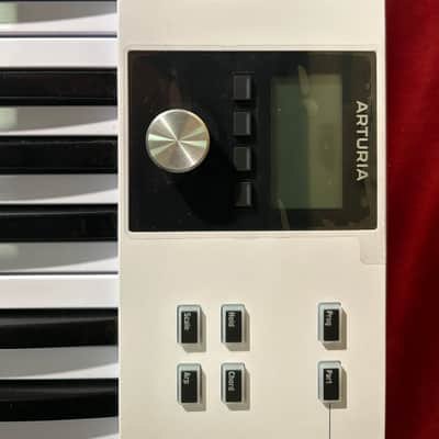 Arturia KeyLab 61 MkIII MIDI Controller 2024 - Present - White image 7
