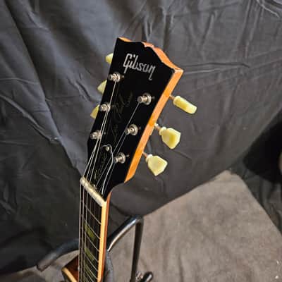 2006 Gibson Les Paul Classic- Bullion Gold image 4