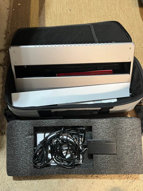 Open Box Vangoa Powered Guitar Pedalboard with Accessories Vangoa image 1