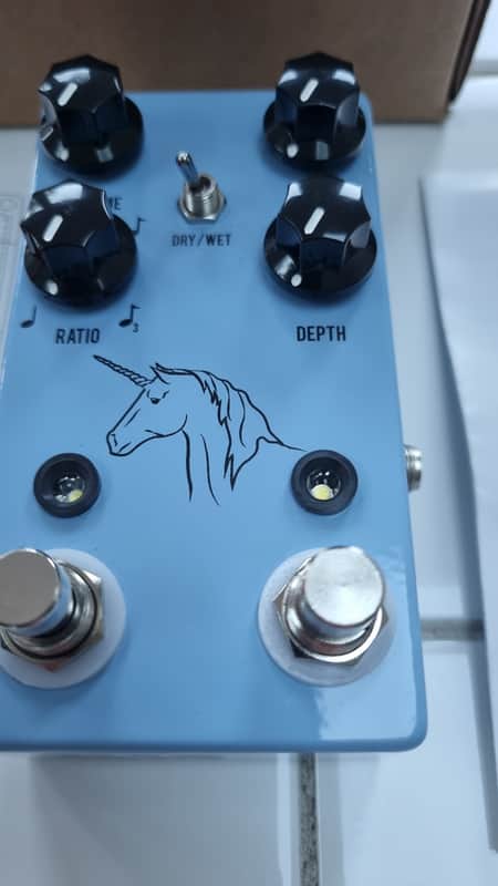 JHS Unicorn V2 2018 - Present - Blue image 1
