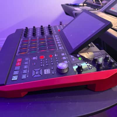Akai MPC X Standalone Sampler / Sequencer 2017 - Present - Black image 5