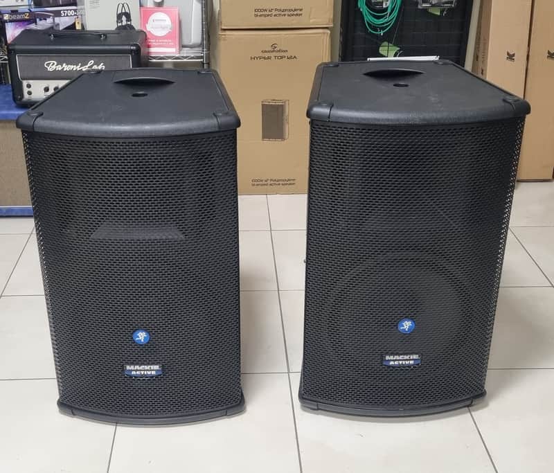 COPPIA CASSA ATTIVA MACKIE SA1521 15'' 500W RMS DIFFUSORI COMPONENTI ORIGINALI RCF - Usate image 1