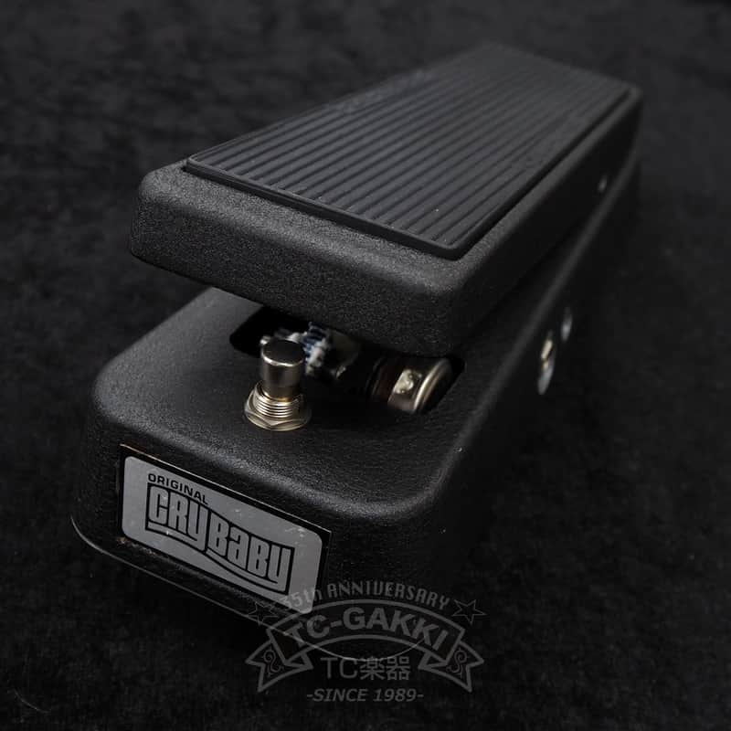 Dunlop GCB-95 cry baby