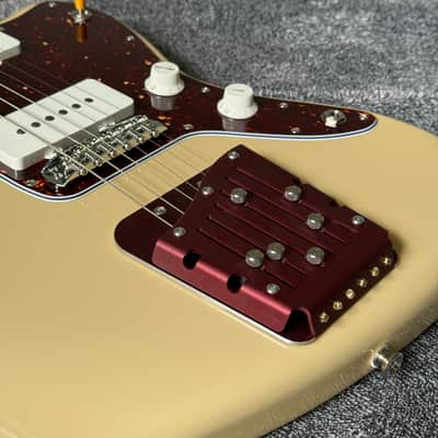 Hardtail Behind Bridge Tuner for Jazzmaster and Jaguar Guitars - Red Anodized image 8