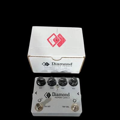 Diamond Memory Lane Jr V2 -x11814 image 1