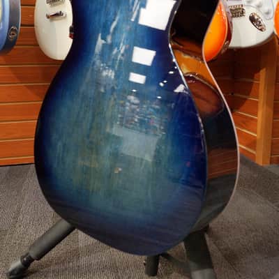 Art & Lutherie Roadhouse Parlor Q-Discrete Indigo Burst image 7