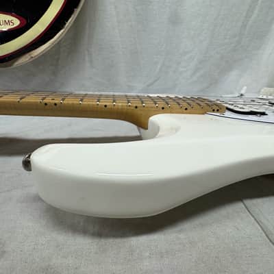 Ernie Ball Music Man Silhouette HSH Hardtail Guitar with Case 2018 - White / Maple neck image 22