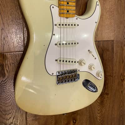 FENDER Custom Shop 56 Stratocaster Limited Journeyman Tomatillo green 2018 image 3