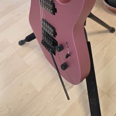 Jackson Dinky DK2 Pro Series RARE Burgundy Mist HH Floyd Rose USA Seymour Duncan Pickups NEW Gator Hard Case MINT CASE QUEEN MiM Super Strat Mexico Mexican Fender Factory image 19