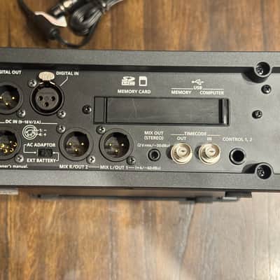 Roland R-88 8-Channel Recorder/Mixer/Interface 2015 - Excellent Condition image 4
