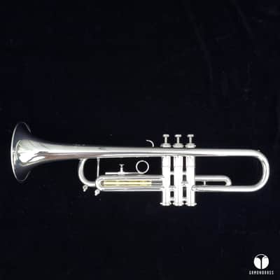 Beautiful Getzen Eterna Severinsen Model trumpet case mouthpiece gamonbrass image 16