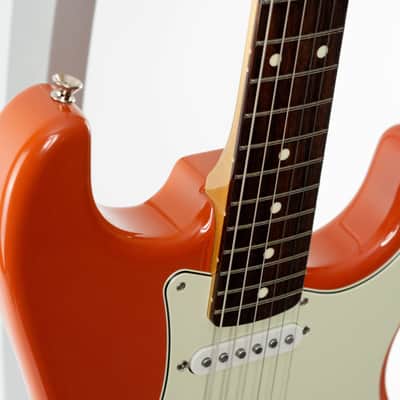 Fender MIJ Traditional II '60s Stratocaster 2022 Fiesta Red image 11