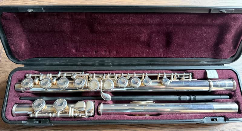 Yamaha YFL-211 Student Flute 1990s image 1