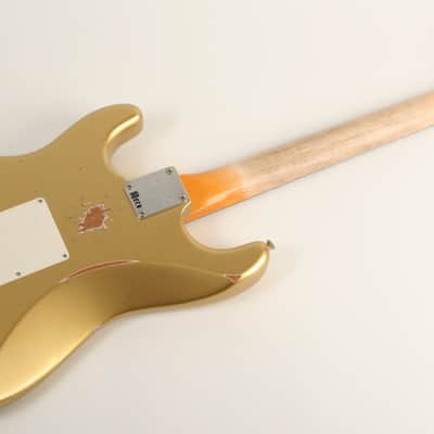 Fender Custom Shop Late 1962 Stratocaster Relic with Closet Classic Hardware Rosewood Fingerboard Aged Aztec Gold CZ577433 image 7