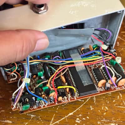 BOSS DD-2 DD2 Digital Delay Made in Japan big chip sde3000 Eric Johnson image 7