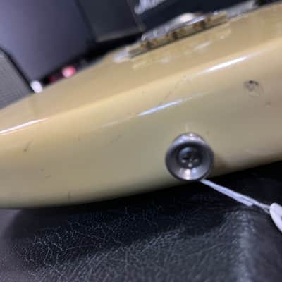 Fender Musicmaster with Rosewood Fretboard 1974 - Olympic White image 16