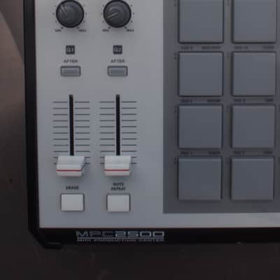 Akai MPC2500 *ghostinmpc* custom + JJOSXL image 5