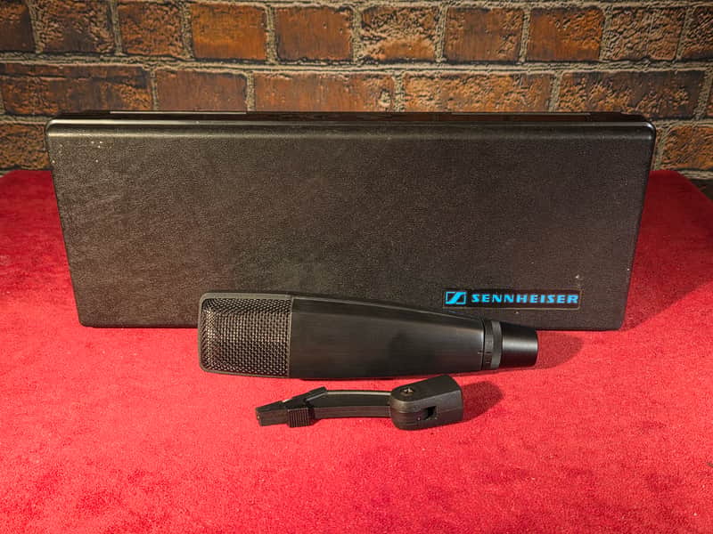 Sennheiser MD 421 II Cardioid Dynamic Microphone