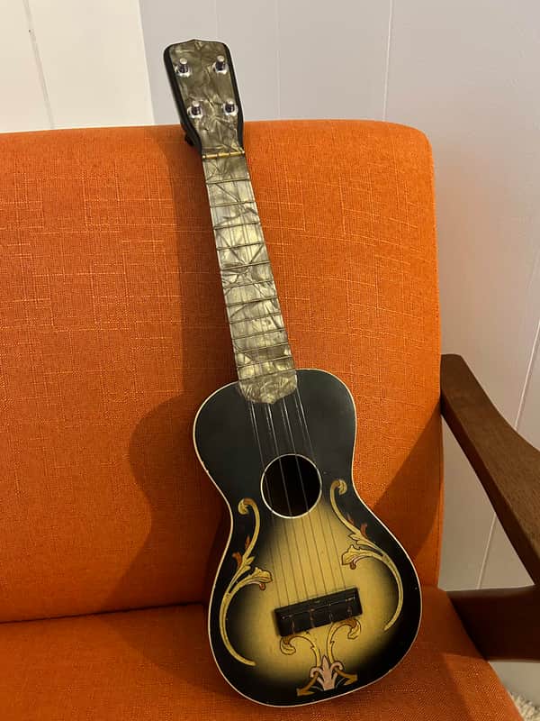 VERY RARE 1920s Richter Soprano Ukulele. Set up to play! image 1