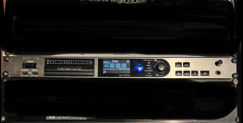 Tascam DA-3000 192kHz 24bit / DSD Stereo Recorder image 1