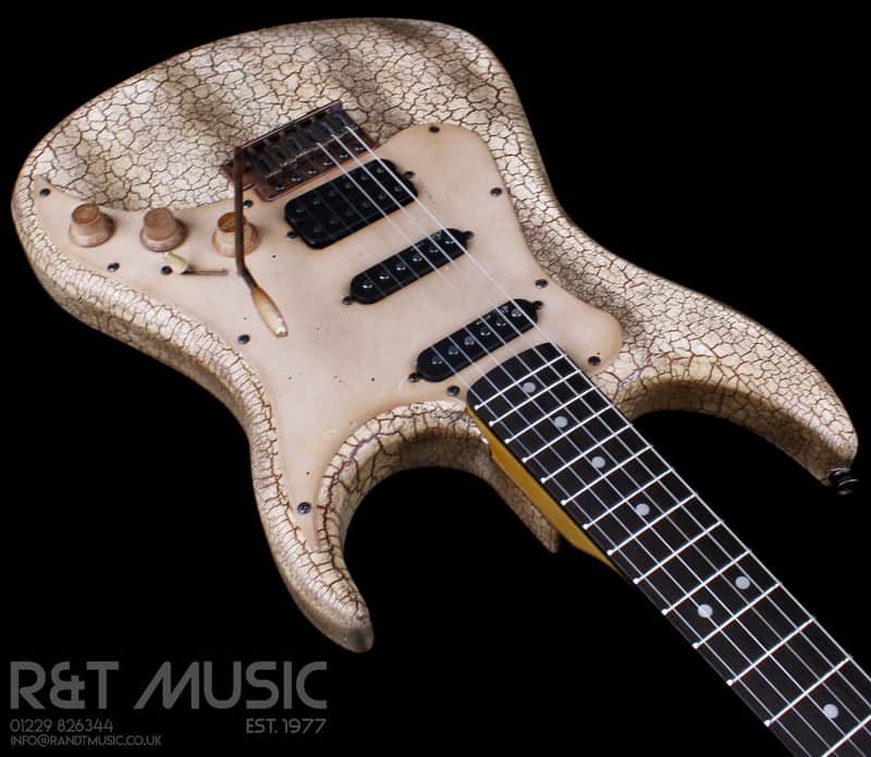 AXL Badwater SRO HSS Distressed Electric Guitar in Cracked White