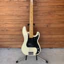 Squier Precision Bass 2013 Matt Freeman Signature