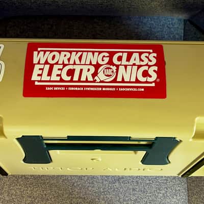 Tiptop Audio Mantis Eurorack Case 2020s - Grey/Blue image 2