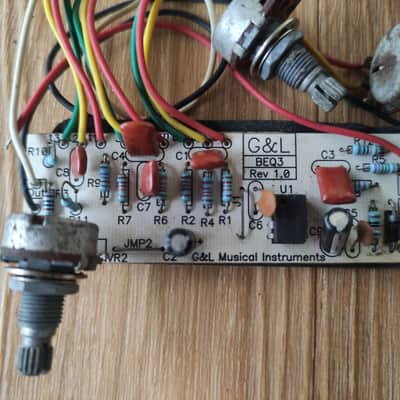 G&L Tribute M-Series 3 Band Bass Preamp BEQ3 Overseas Version image 2