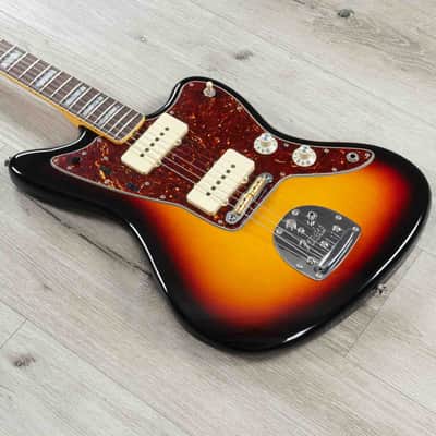 Fender Custom Shop 1967 Jazzmaster DLX Closet Classic Guitar, Rosewood Fingerboard, 3-Color Sunburst image 1