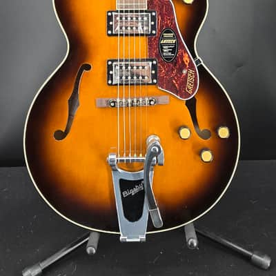 Gretsch G2420T Streamliner™ Hollow Body with Bigsby®, Laurel Fingerboard, Broad'Tron™ BT-3S Pickups, Robusto Burst image 2