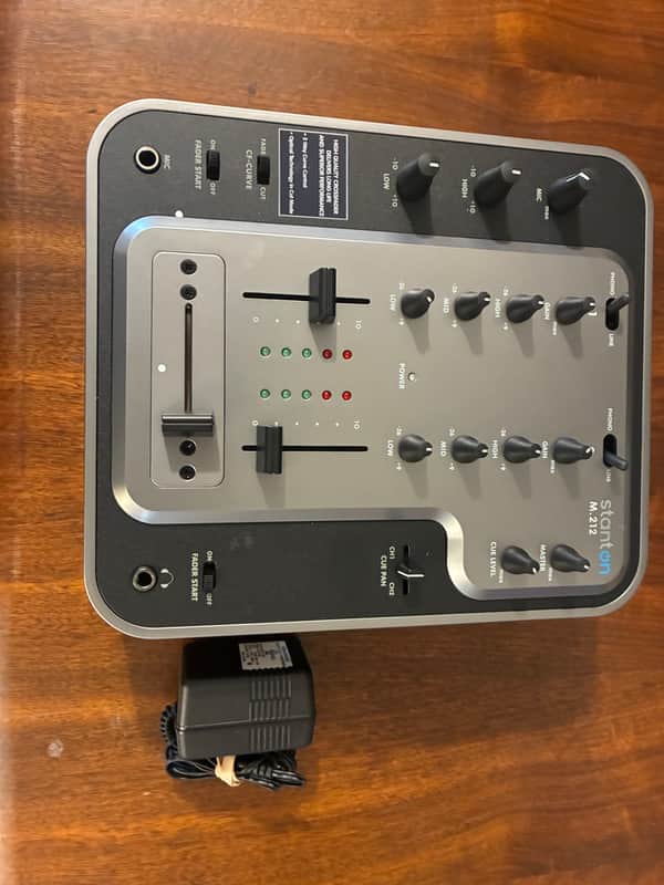 Stanton M.212 2 channel mixer - Grey image 1