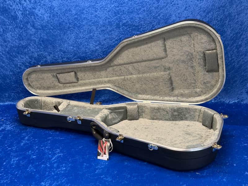 Hiscox PRO-II-GCL-L-B/S Classical Guitar Hard Case, Large Size - B-Stock image 1