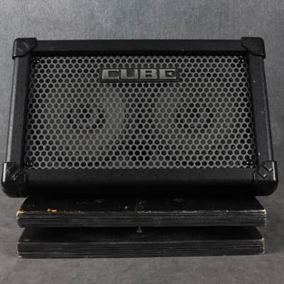 Roland Cube Street Combo Amp - 2nd Hand image 2