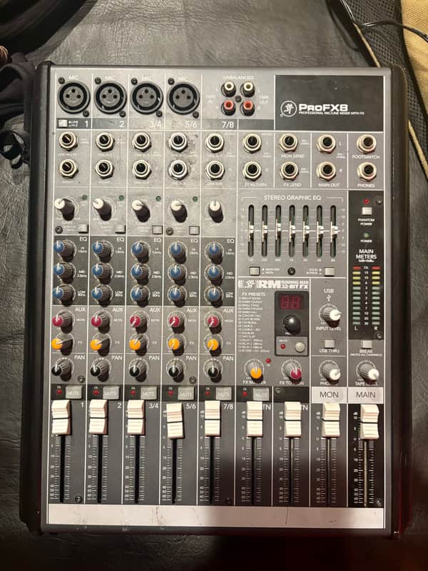 Mackie ProFX8v2 8-Channel Effects Mixer | Reverb