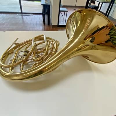 Very Clean Used Holton H602 Single F French Horn in Yellow Brass, Lacquered; with Case,Mouthpiece image 12