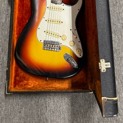 Fender 1966 Stratocaster - Sunburst #43903 with Hard Case image 16