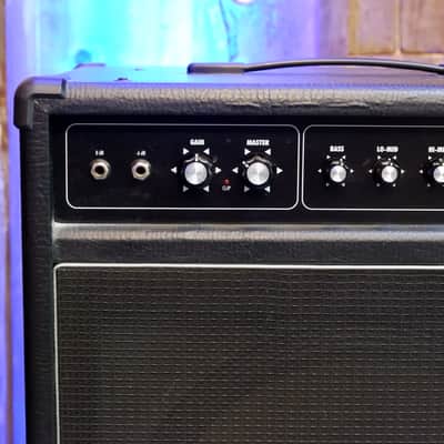 Kustom KXB100 100w 1x15" Bass Combo Amp image 3
