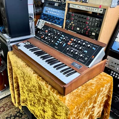 Moog MiniMoog Model D 1972 Walnut original vintage restored image 2
