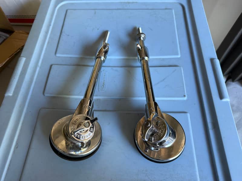DW Chrome Bass Drum Spurs (Pair) image 1