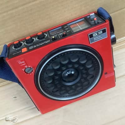National Panasonic GX 300 vintage Radio Japan Red RF 888JB portable Radio image 3