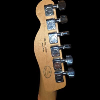 Fender Special Edition Deluxe Ash Telecaster w/ Road Runner Hard Case image 9