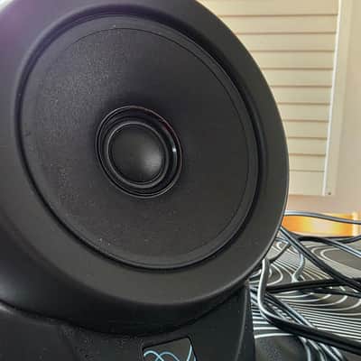 Kali Audio IN-UNF Ultra Nearfield Monitor System image 6