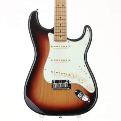 FENDER MEXICO Player Plus Stratocaster MF 3-Color Sunburst [MX22069774] (06/01) image 1