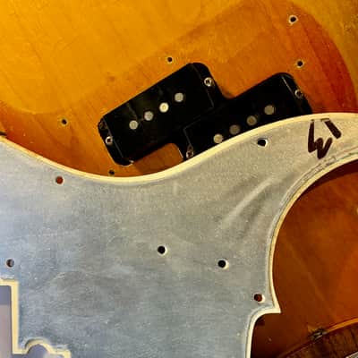 1983 Fender Precision 1962 Fullerton Reissue two tone sunburst OHSC image 15