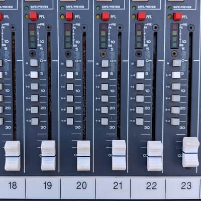 Allen & Heath GL4000 8-Group VCA 40-Channel Mixing Console image 14