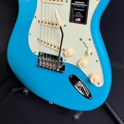 Fender American Professional II Stratocaster Electric Guitar Miami Blue w/ OHSC image 4