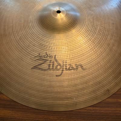 Zildjian 20" A Series Medium Ride Cymbal 2446g 1982 - 2012 - Traditional image 2